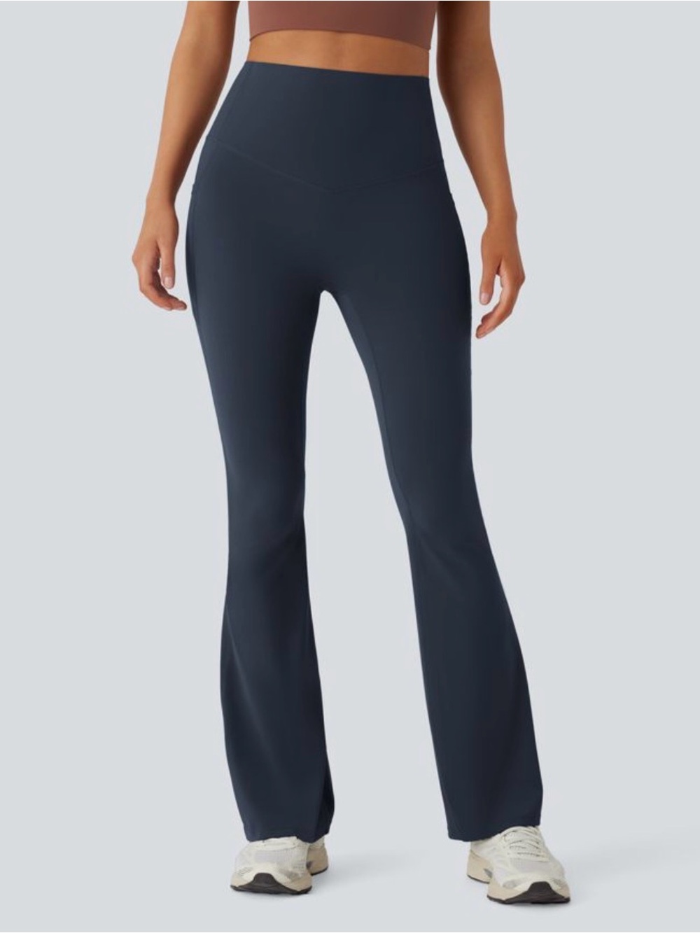 HALARA UltraSculpt High Waisted Bootcut Leggings with Pockets. NWT, Medium. - Picture 3 of 13